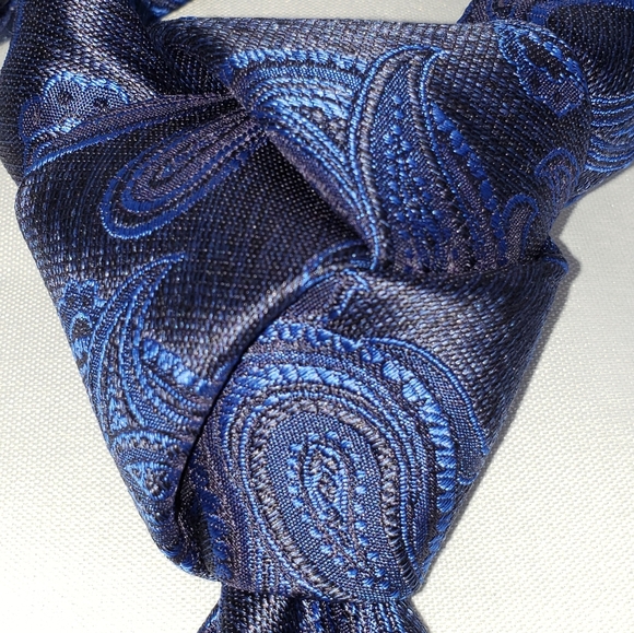🌴 Men's Luxury Silk Tie By Jos A. Bank - Picture 6 of 6